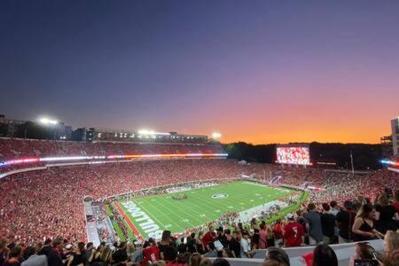 The Executive Loft - Walk To Sanford Stadium Athens Zewnętrze zdjęcie